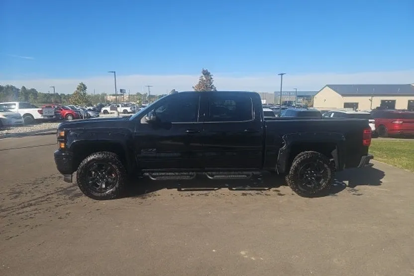 2015 Chevrolet Silverado 1500 LTZ photo 1