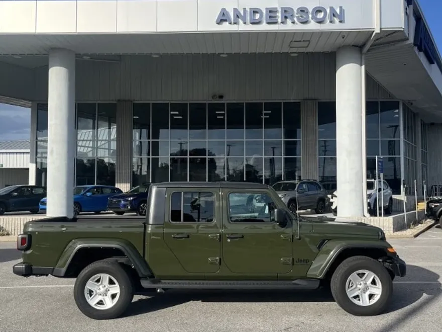 2023 Jeep Gladiator Sport S photo 1