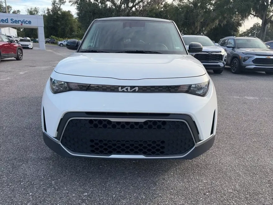 2024 Kia Soul LX S photo 1
