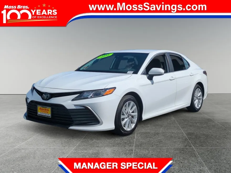 2024 Toyota Camry LE photo 1