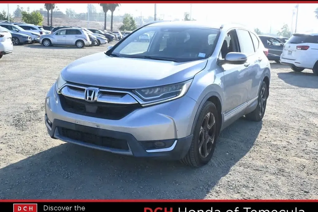 2018 Honda CR-V Touring photo 1