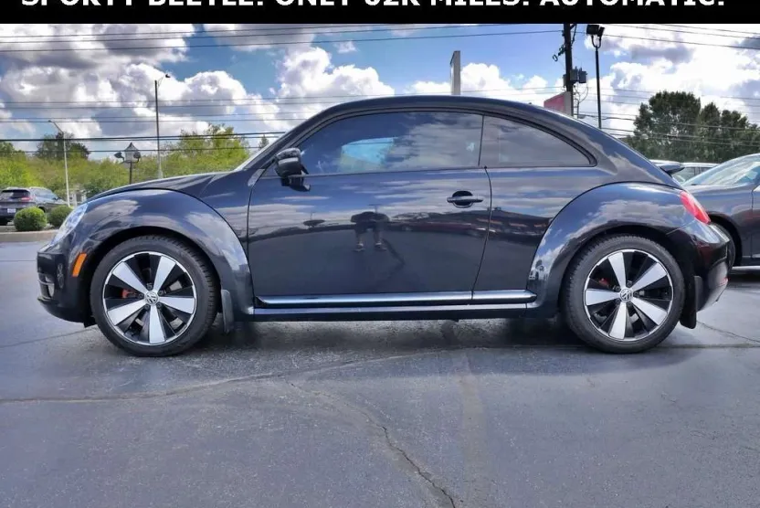 2012 Volkswagen Beetle photo 1