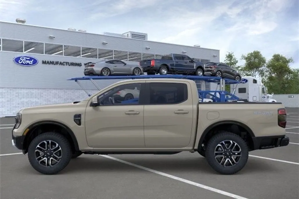 2025 Ford Ranger Lariat photo 1