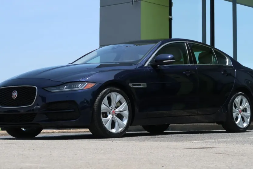 2020 Jaguar XE S photo 1