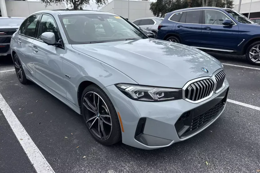 2023 Bmw 330e photo 1