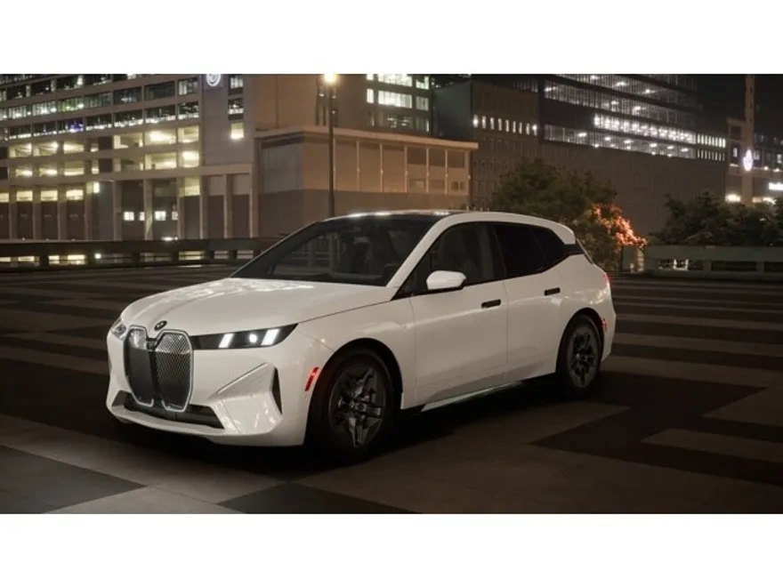 2026 Bmw iX photo 1