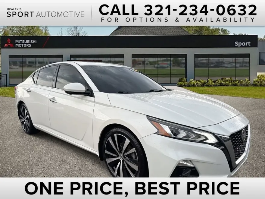 2020 Nissan Altima 2.5 Platinum photo 1