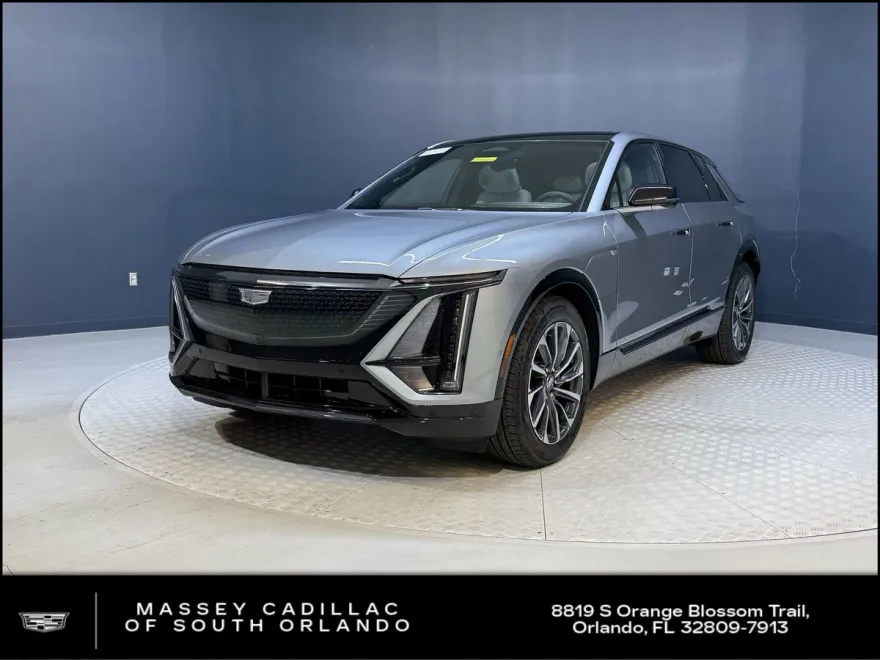 2025 Cadillac Lyriq Sport photo 1