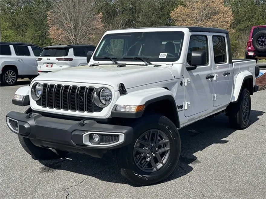 2025 Jeep Gladiator Sport S photo 1