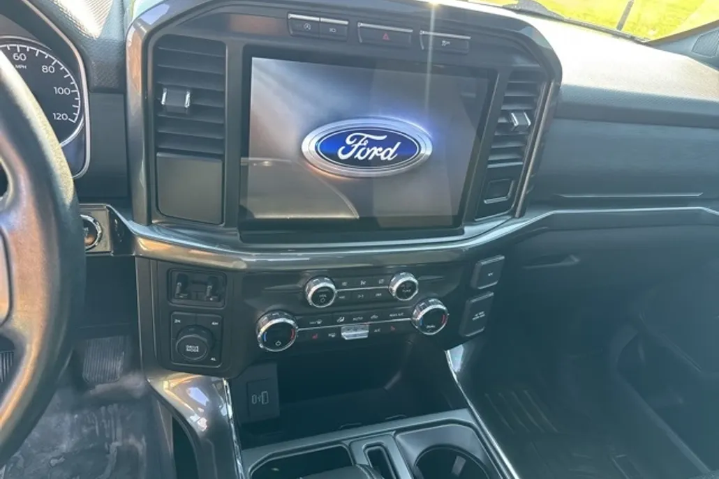 2021 Ford F-150 XLT photo 1