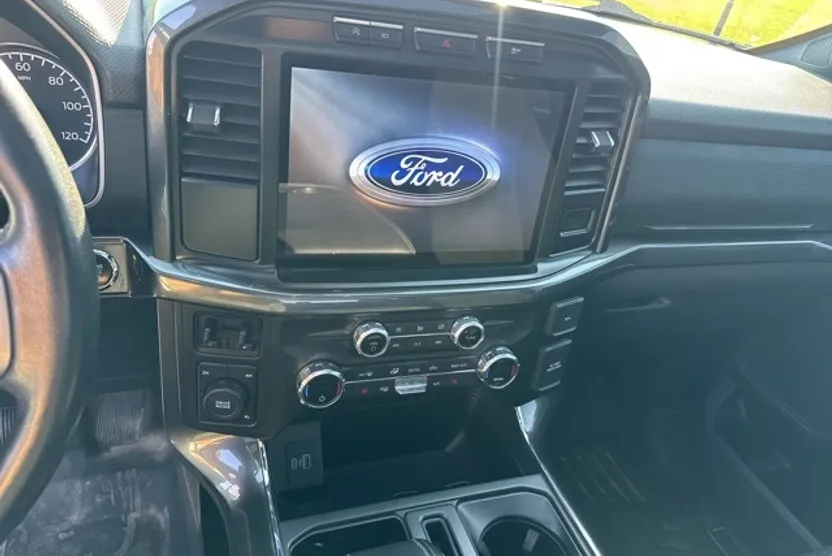 2021 Ford F-150 XLT photo 1