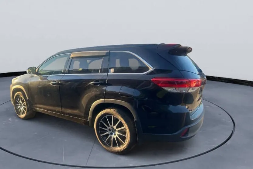 2017 Toyota Highlander SE XLE photo 1
