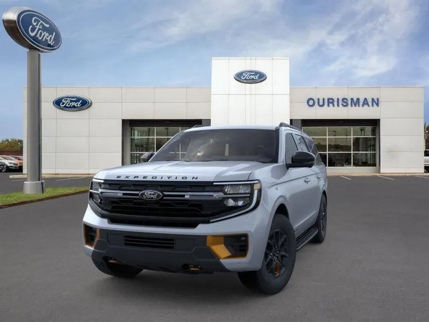 2025 Ford Expedition photo 1