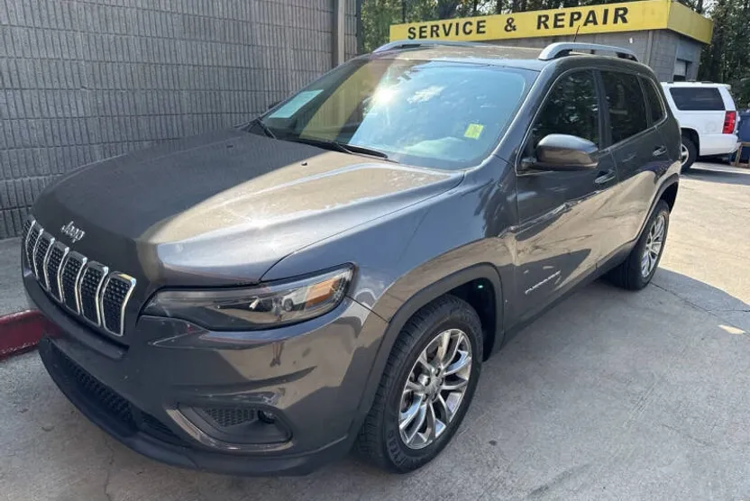 2020 Jeep Cherokee Latitude photo 1