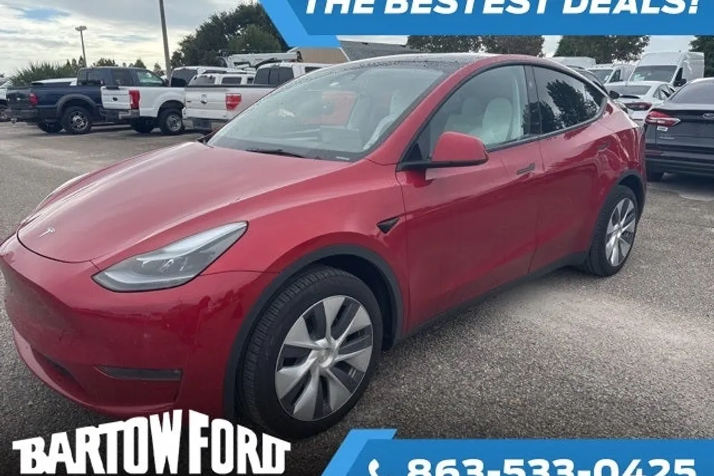 2023 Tesla Model Y Long Range photo 1