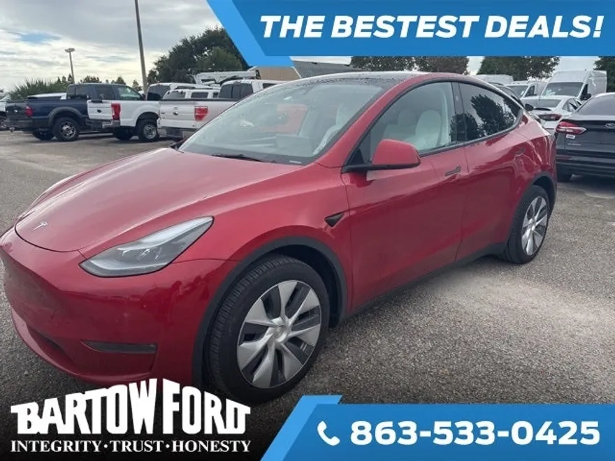2023 Tesla Model Y Long Range photo 1