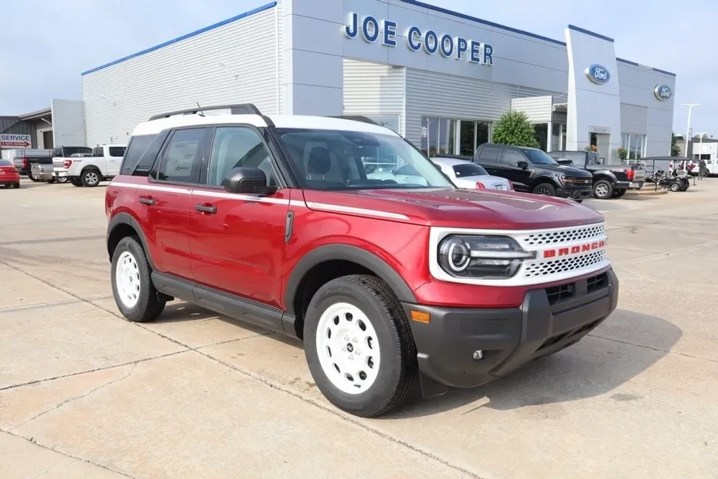 2025 Ford Bronco Sport Heritage photo 1