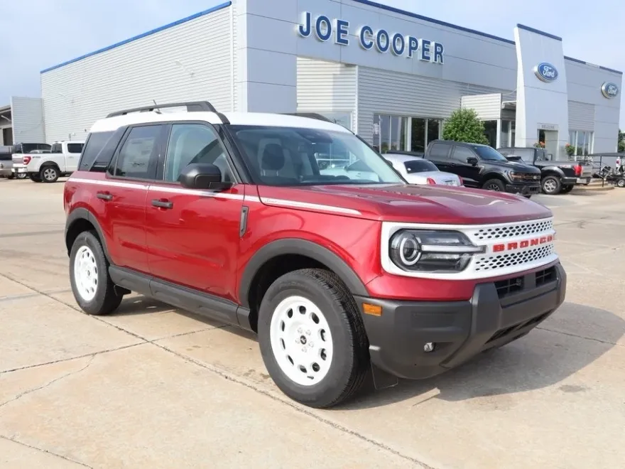 2025 Ford Bronco Sport Heritage photo 1