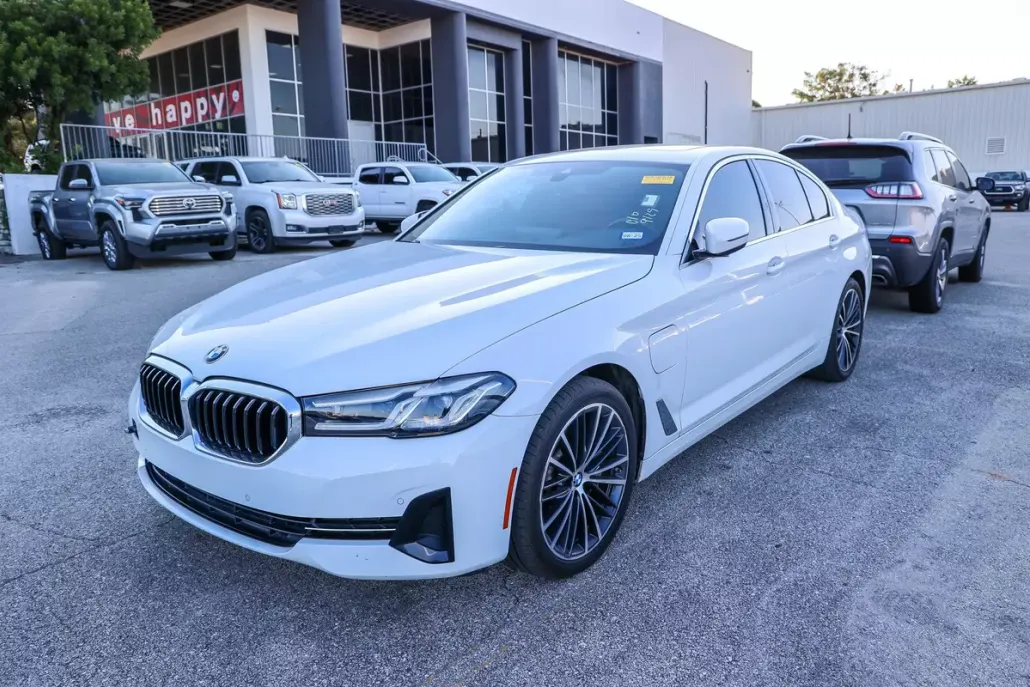 2021 Bmw 530e photo 1