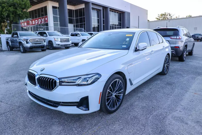 2021 Bmw 530e photo 1