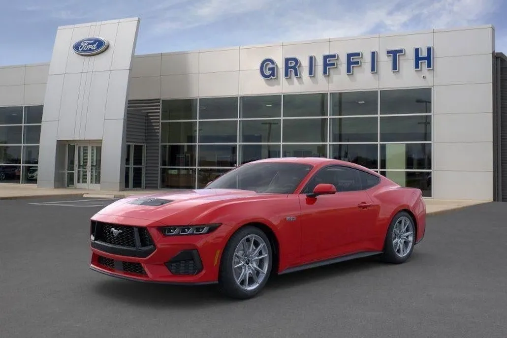 2025 Ford Mustang GT photo 1