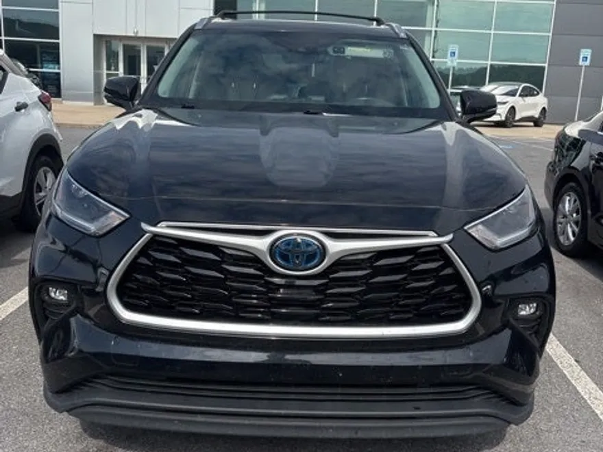2021 Toyota Highlander Hybrid XLE photo 1
