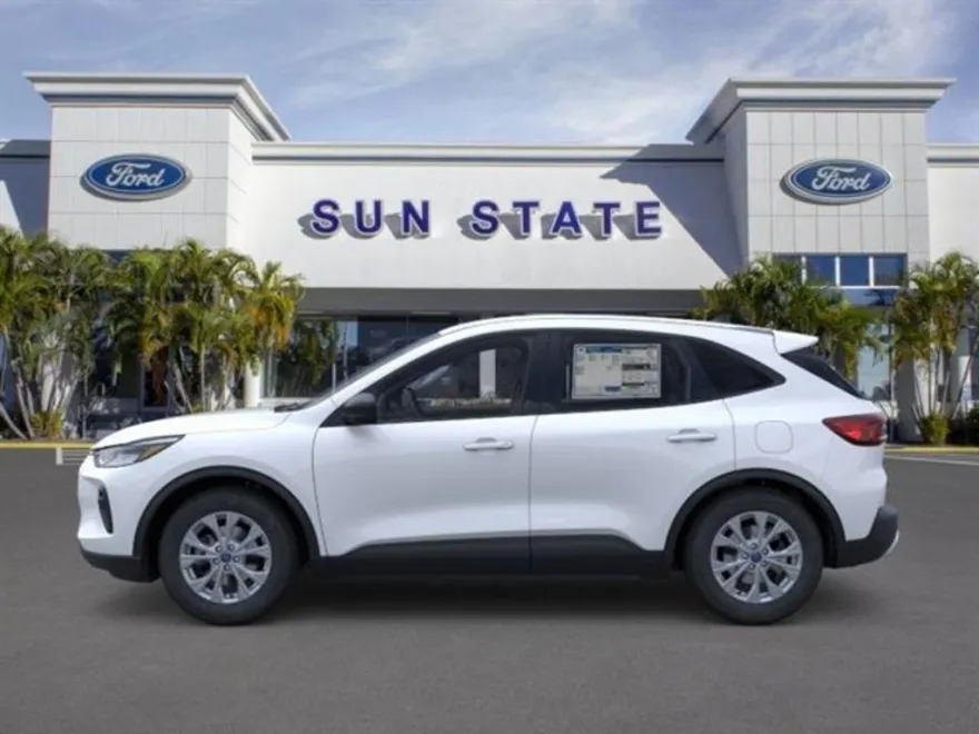 2026 Ford Escape Active photo 2