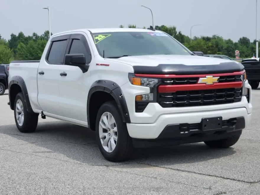2022 Chevrolet Silverado 1500 Custom photo 1