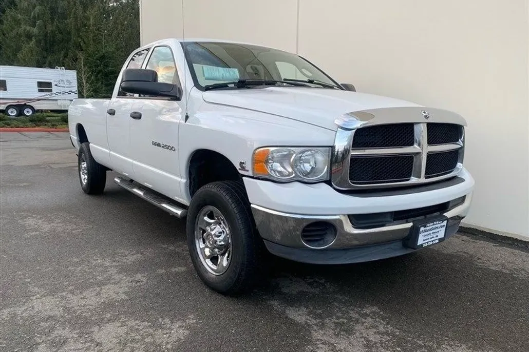 2005 Dodge Ram SLT photo 1
