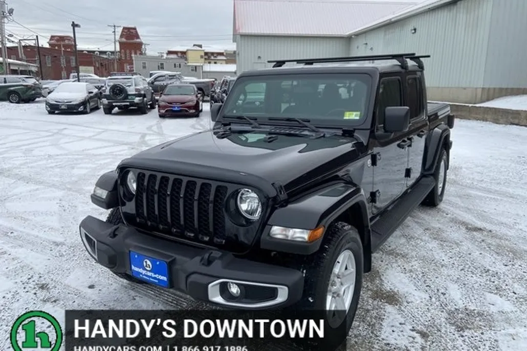2021 Jeep Gladiator Sport photo 1
