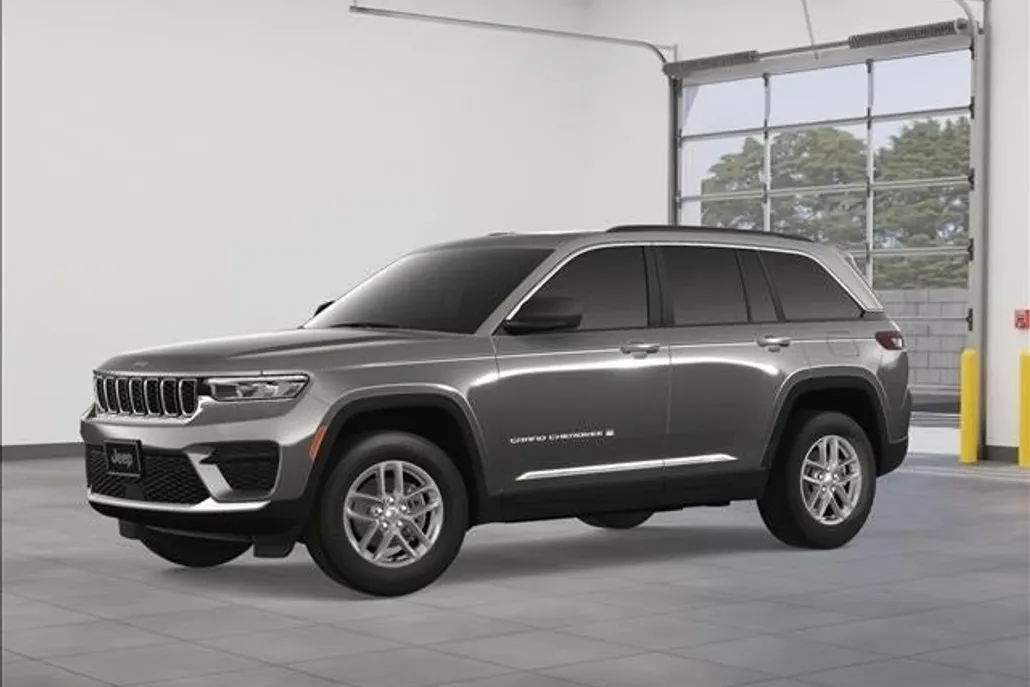 2025 Jeep Grand Cherokee Laredo X photo 1