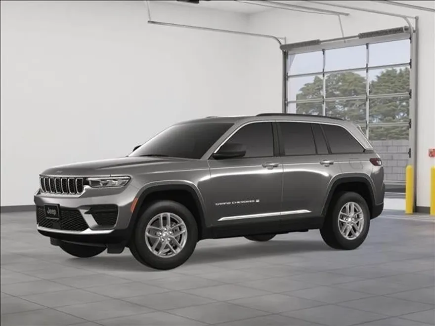 2025 Jeep Grand Cherokee Laredo X photo 1