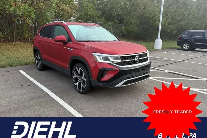 2023 Volkswagen Taos SEL photo 1
