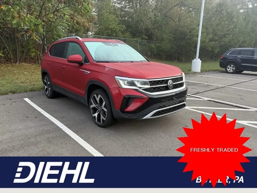 2023 Volkswagen Taos SEL photo 1