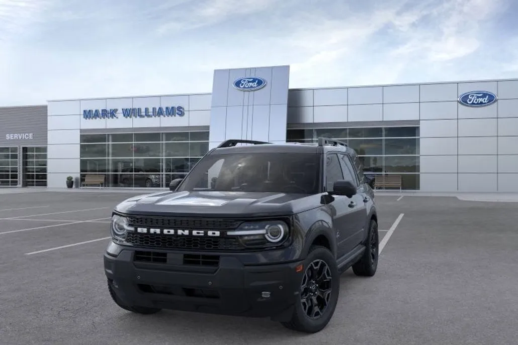 2025 Ford Bronco Sport Outer Banks photo 1