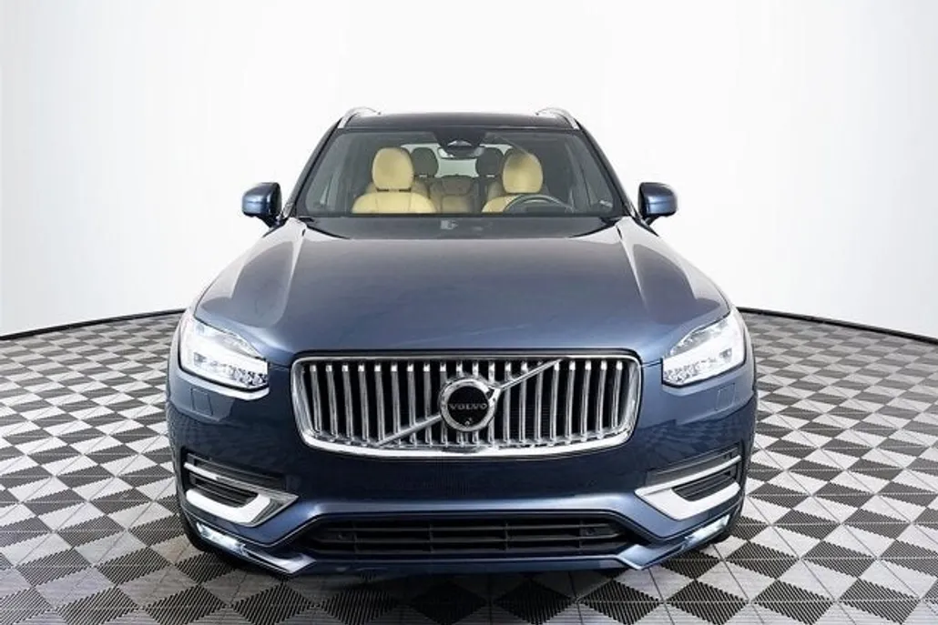 2024 Volvo XC90 Ultimate photo 1
