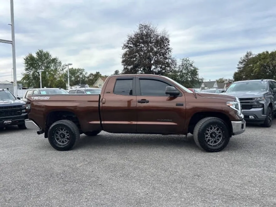 2016 Toyota Tundra TRD Pro photo 1