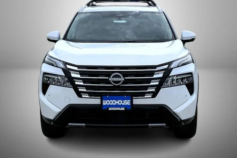 2026 Nissan Rogue Platinum photo 1