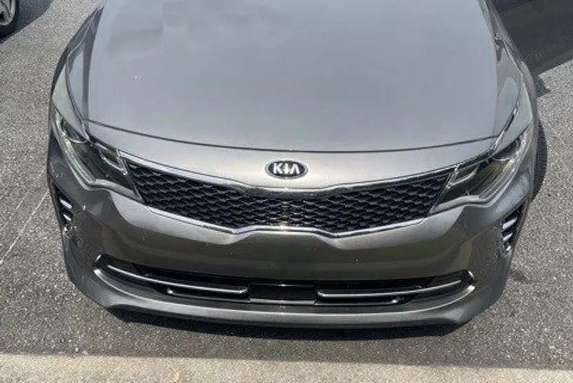 2016 Kia Optima Turbo photo 1