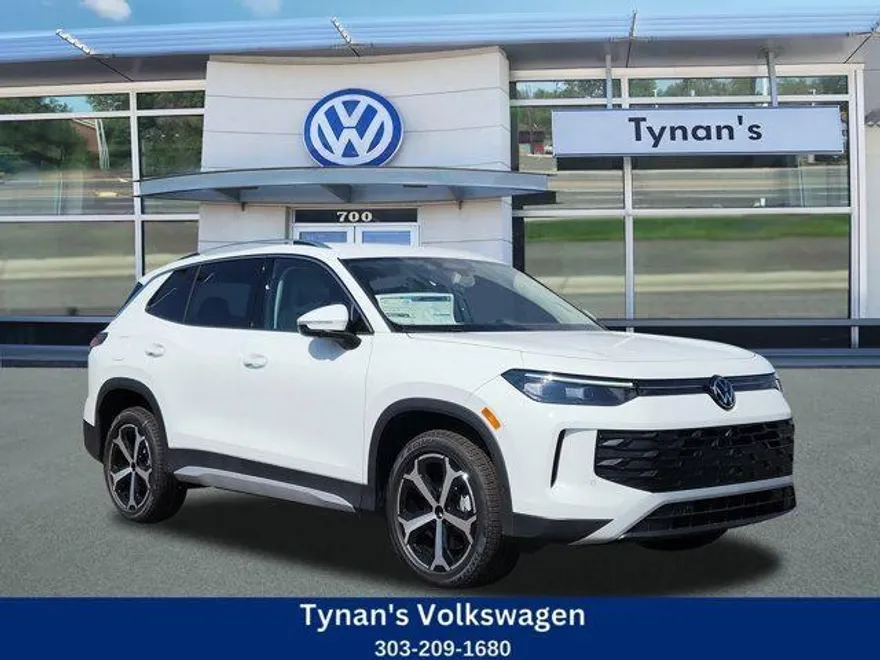 2025 Volkswagen Tiguan SE photo 1