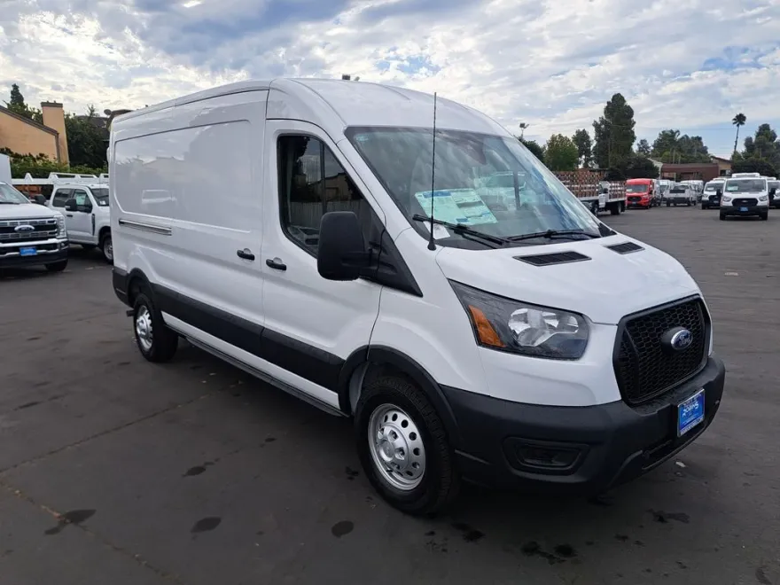 2025 Ford Transit photo 1