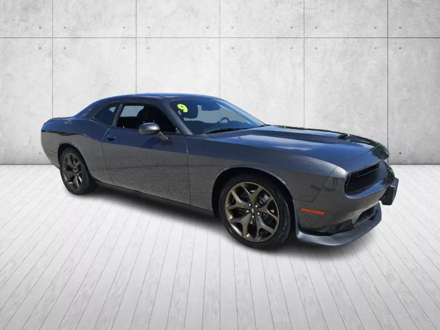 2019 Dodge Challenger GT photo 1