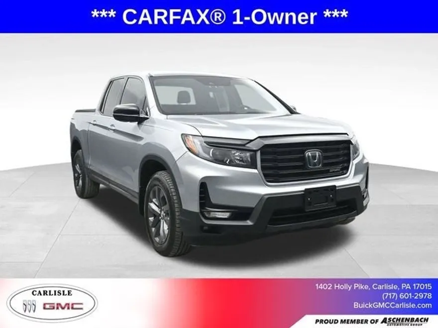 2021 Honda Ridgeline Sport photo 1