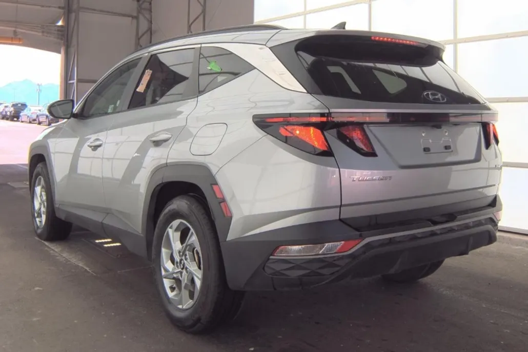 2024 Hyundai Tucson SEL photo 1