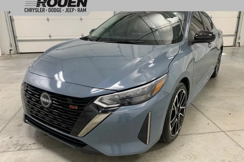 2024 Nissan Sentra SR photo 1