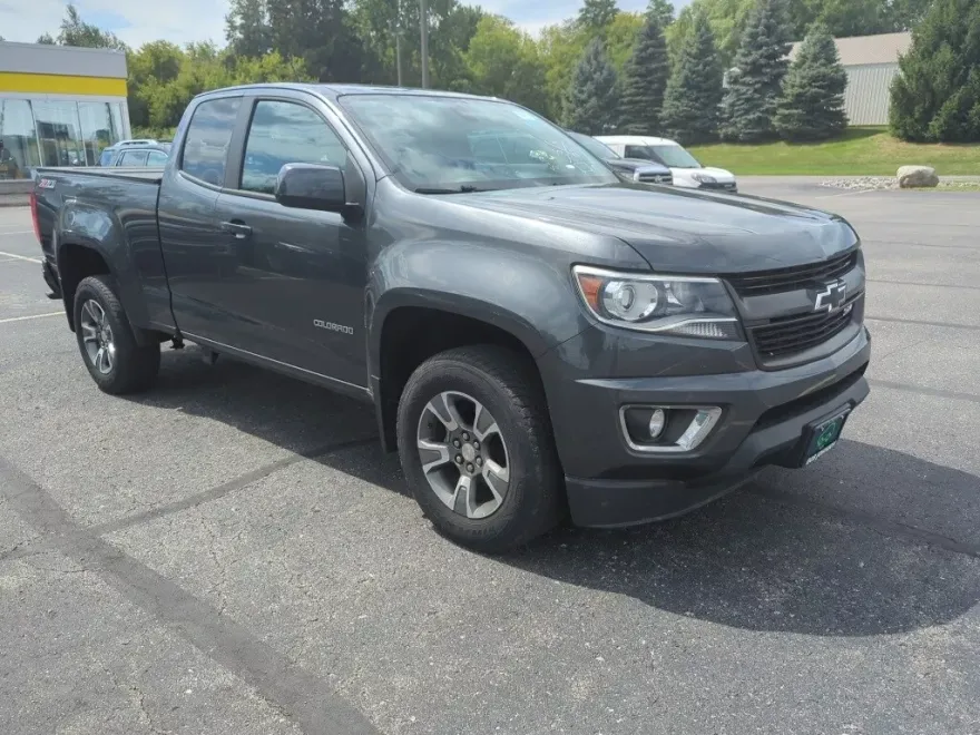 2016 Chevrolet Colorado Z71 photo 1