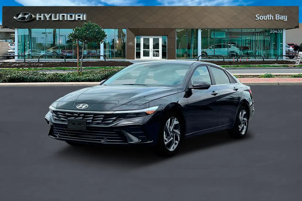 2025 Hyundai Elantra Limited photo 1