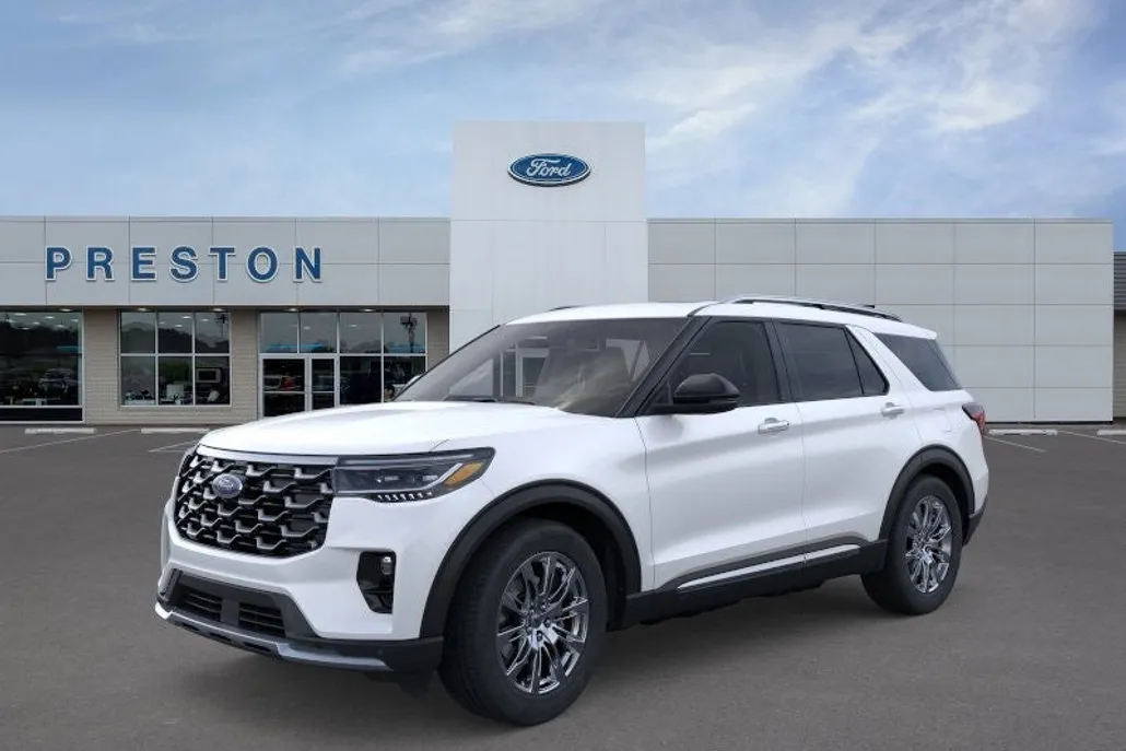 2025 Ford Explorer Platinum photo 1