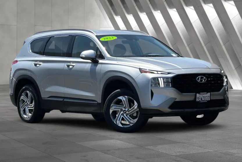 2023 Hyundai Santa Fe SEL photo 1
