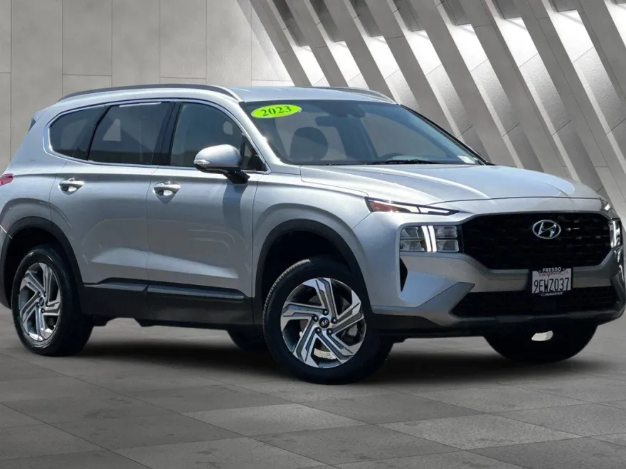 2023 Hyundai Santa Fe SEL photo 1